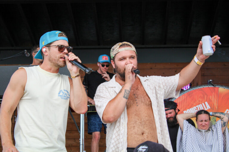 Dustin Lynch and Friends Live from Shady Gators